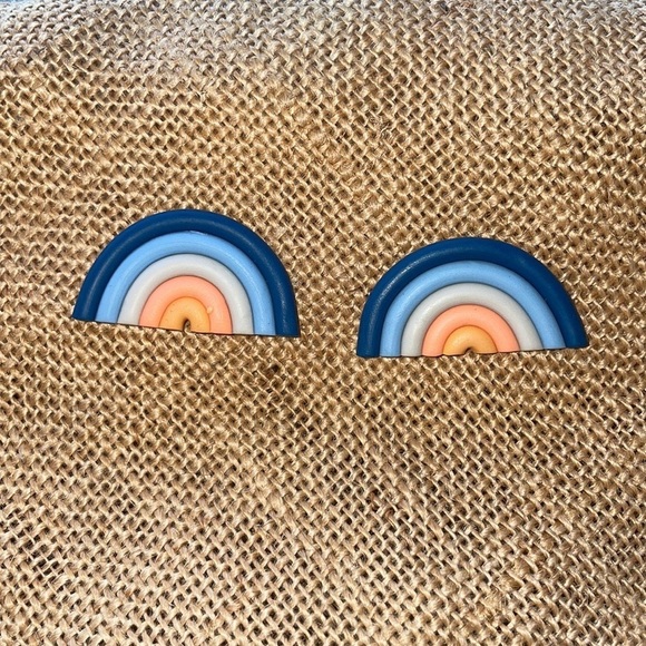 Clay Rainbow Blue tone Earrings In style New - Picture 6 of 8